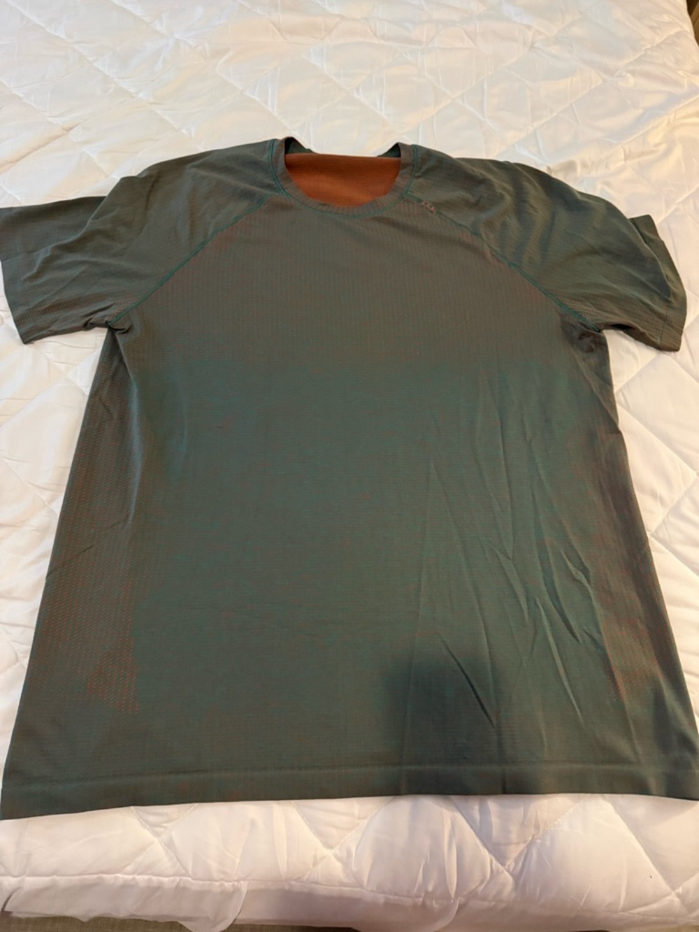 Men’s Metal Vent Tech Short Sleeve